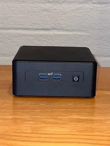 Intel NUC11TNHi7 i7 Mini PC – 32GB RAM, 2TB SSD - Bild 1 von 4