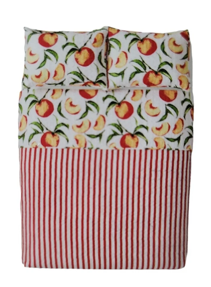 Full/Queen Mainstays Peaches Reversible Quilt Blanket Set w/ Tote, 4 Pieces - Image 1 of 4