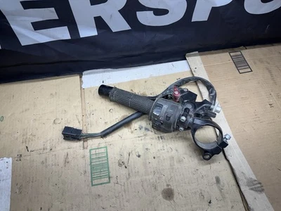 08-10 KAWASAKI NINJA ZX10R ZX10 OEM Left CLIP ON HANDLEBAR W SWITCHES - Imagem 1 de 4