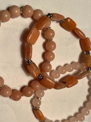 Juego de 3 pulseras elásticas de piedra y plata tonos naranja/melocotón Foto 1 de 4