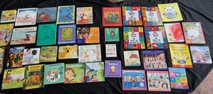 40 SPANISH BILINGUAL CHILDREN PICTURE BOOK LOT teacher set kids K 1 2 Award - Picture 1 of 3