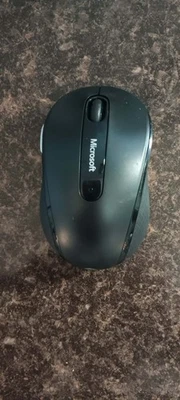 Wireless Microsoft Mobile Mouse 4000 Missing bottom and reciever - Image 1 of 4