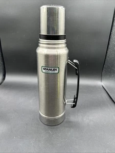 Stanley Vacuum Bottle Thermos stainless Chrome 1 Quart Vintage - Picture 1 of 8