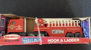 1987 Vintage REMCO Real Steel Heavy Metal Hook & Ladder Fire Truck Item 11043 - Picture 1 of 6