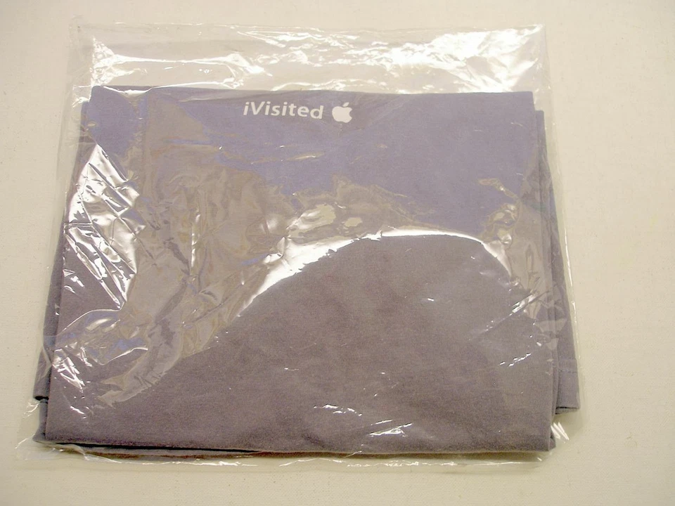 iVisited Apple "Silver" T-shirt by Apple NEW - M - NEW - Image 1 of 1