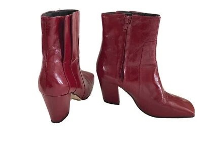Botas Zara rojas para mujer... tacón de 3 pulgadas por encima del tobillo... talla 6 Foto 1 de 4