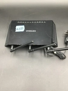 NETGEAR Nighthawk AC1750 Smart WiFi Router - R6400 - Picture 1 of 6