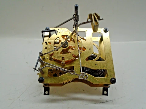 Unbranded Cuckoo Clock Movement (Repair or Restoration Only) Cover