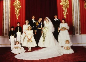 PRINCESS DIANA & PRINCE CHARLES - "The Royal Wedding" - Orig. 35mm COLOR Slide - Picture 1 of 2