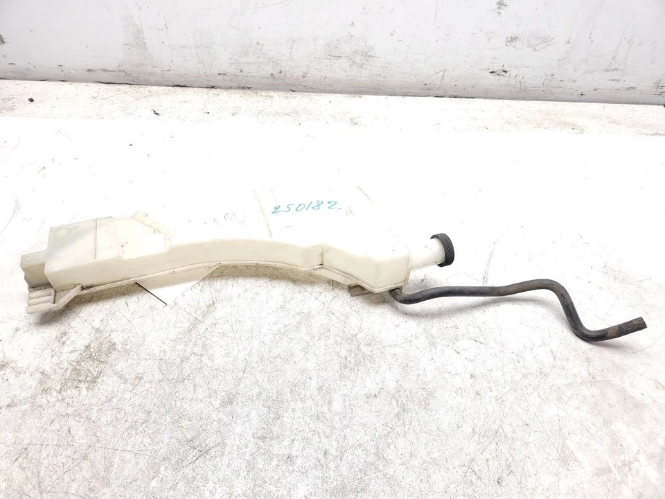 Depósito de refrigerante radiador 11-14 Nissan Juke 15-17 Juke Nismo RS OEM 21710-1KC0B Foto 1 de 4