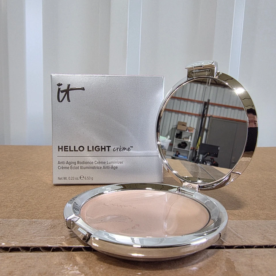 it Cosmetics HELLO LIGHT CREME Anti-Aging Radiance Luminizer 0.23 oz RADIANCE - Image 1 of 2