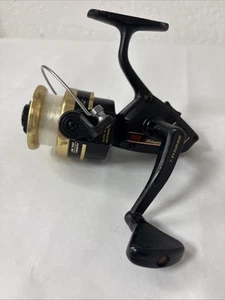 Shakespeare Sigma 2500 Series 040 spinning reel. Works - Picture 1 of 12