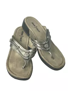 Sandalia Minnetonka Mujer 8 Peltre Cuero Silverthorne Tanga Sin Cordones Chanclas Rk - Imagen 1 de 12