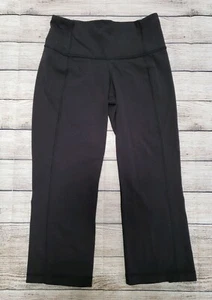 LULULEMON SZ 6 BLACK CAPRI EXERCISE PANTS YOGA FITNESS - Picture 1 of 7