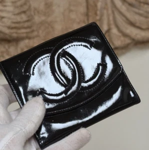 Vintage Black Patent Leather Chanel Purse Wallet - Picture 1 of 14