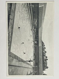 vintage THE BATHING POOL, WHARFE MEADOWS PARK, SOTLEY post card - Picture 1 of 2