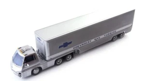 Modelo De Camión Estático Autocult Chevrolet Turbo Titan III 1966 Plata 1:43 - Imagen 1 de 5