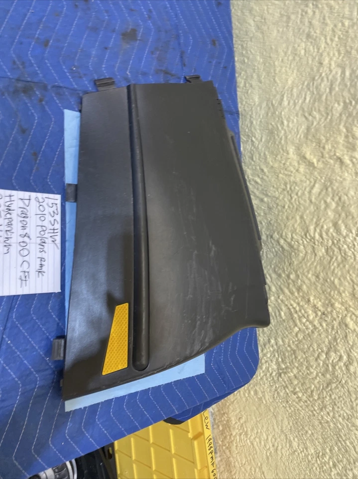 Cubierta protectora de panel lateral izquierdo Polaris Dragon Rmk 800 2010 153 Foto 1 de 4