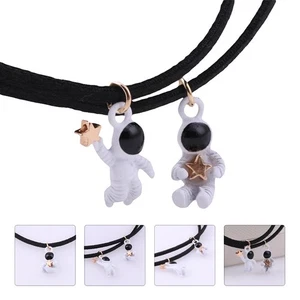 1 Set 2pcs Creative Astronaut Pendant Necklaces for Couples  (Assorted Color) - Picture 1 of 12