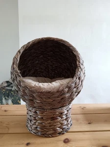 Cat Bed basket - Picture 1 of 10
