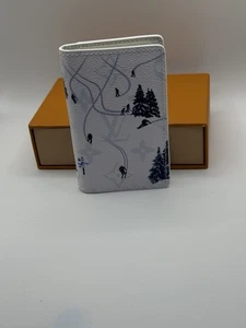 LV Louis Vuitton Pocket Organizer Ski White - Picture 1 of 3