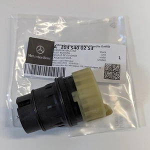 GENUINE MERCEDES 722.6 5 SPEED AUTOMATIC GEARBOX ELECTRICAL PLASTIC SPACER - Picture 1 of 3