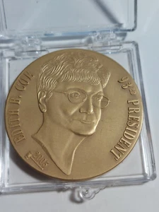 2005 ROCHESTER NUMISMATIC ASSOC PRESIDENTS MEDAL - Picture 1 of 2