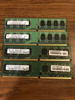 Samsung and Hynix 4GB RAM (1GB x 4)  PC2 Memory Chips - Image 1 of 2