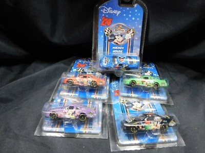 2004 Disney Daytona 500 Edition 1:64  (Set of 5 cars)  (21-12-004) - Image 1 of 4