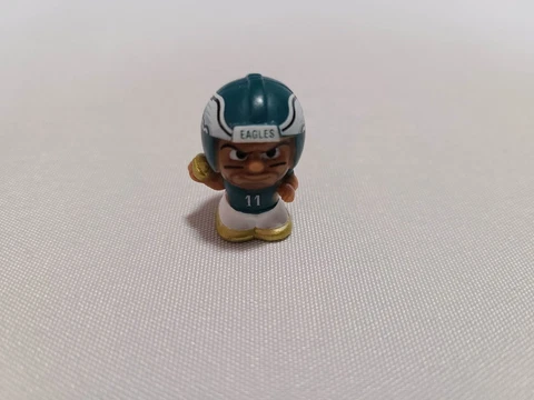 NFL TEENYMATES Philadelphia Eagles CARSON WENTZ GOLD Version 1" Figure Cover