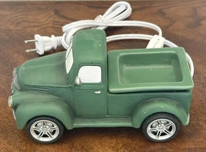 Vintage Truck Green Wax Warmer Removable Tray LED Headlights - Picture 1 of 3