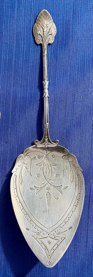 Редкий сервиз для выпечки из чистого серебра Whiting Lotus 10 дюймов яркая огранка египетское возрождение - Изображение 1 из 4