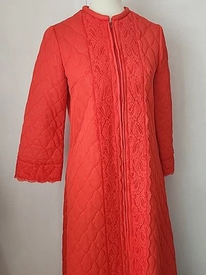 Abrigo acolchado vintage años 60 JC Penny's rojo nailon  Foto 1 de 4