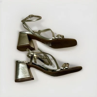 Tacones Nine West Gold Block Foto 1 de 4