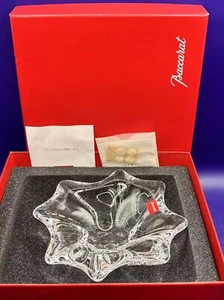Baccarat Crystal Ashtray / Ring or Pin Tray Freeform Star/Flower 5.9in - Picture 1 of 14