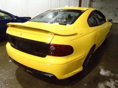 Espejo puerta PONTIAC GTO pasajero 04 05 06 Foto 1 de 4