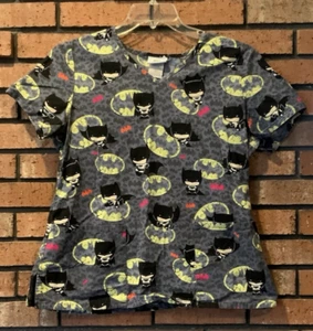 Batman Womens Gray Scrub Top V Neck with Pockets Short Sleeve Size M - Picture 1 of 5