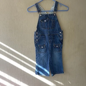 Old Navy Kids Girls Overalls Pants Size 4 Medium Wash Cargos Bib Flared - Picture 1 of 6