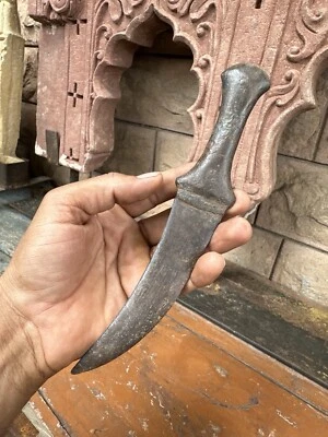 Antigua hoja de hierro forjada a mano Pesh Kabz daga Qatar cuchillo espada Jamia 1800 Foto 1 de 4