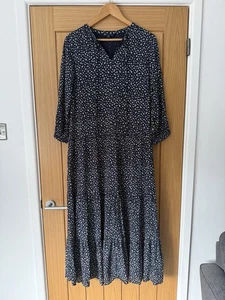 Crew clothing Navy & White Floral Tiered Maxi dress Size 12 - Picture 1 of 13