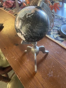 SUPER KEEN Aluminum Glam Globe SILVER 5"L x 5"W x 14"H - Picture 1 of 4