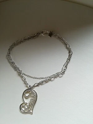 GUESS COLLANA A 3 FILI  CON CIONDOLO A CUORE CON STRASS - Immagine 1 di 4