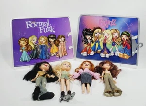 Bratz 2001 Doll Lot W/ Inserts 4 Dolls & 2 Inserts for Clothes and Accessories - Picture 1 of 9
