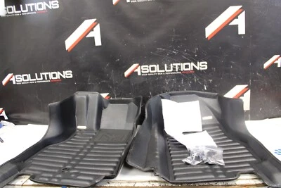 Juego alfombrillas esmoquin Nissan GTR R35 2009-2020 GT-R Foto 1 de 4