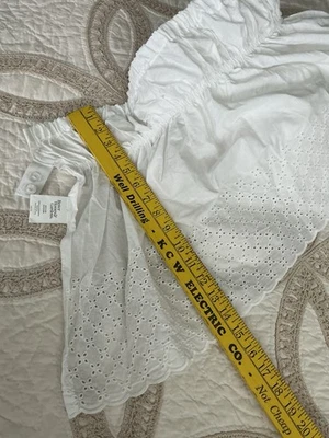 Bed Skirt Queen Size Stretch  White Cotton Eyelet Embroidery BH& GARDENS NWOT - Image 1 of 4
