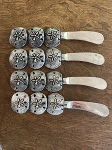VTG Sand Dollar 4 x Butter Knife Spreaders Table, Knife, Blunt curved Sandwich  - Picture 1 of 3
