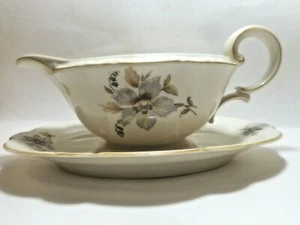 P.T. Bavaria Tirschenreuth Germany Antoinette Gavy boat Rare Vint. Scroll edge - Imagen 1 de 6