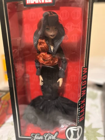 Madame Alexander Marvel Fan Girl Black Widow Doll Cover