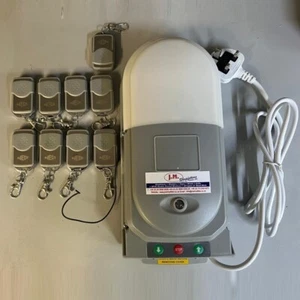 Essati Fernbedienung mit 9 Fernbedienungen - Neco - Bild 1 von 5