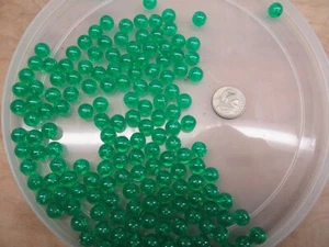 8mm 200 Count Round Fluorescent GREEN Beads Fishing Tackle Free Shipping - Picture 1 of 2